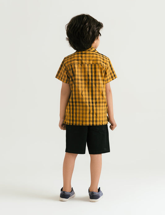 STYLISED BUTTON DOWN SHIRT