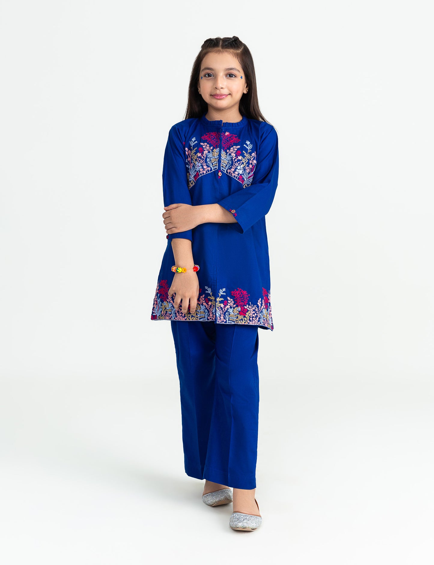 2 PIECE FLORAL EMBROIDERED SUIT