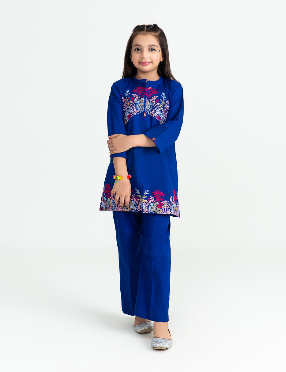 2 PIECE FLORAL EMBROIDERED SUIT