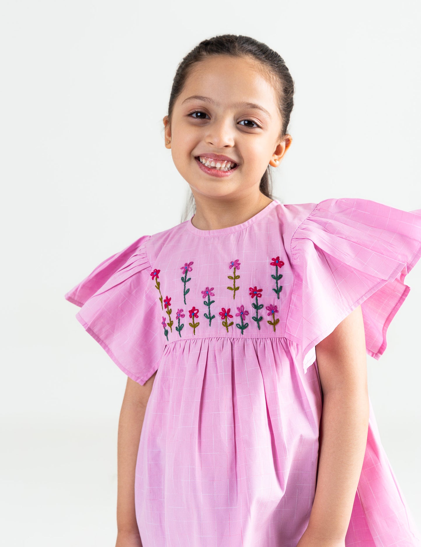 FLORAL EMBROIDERED TOP