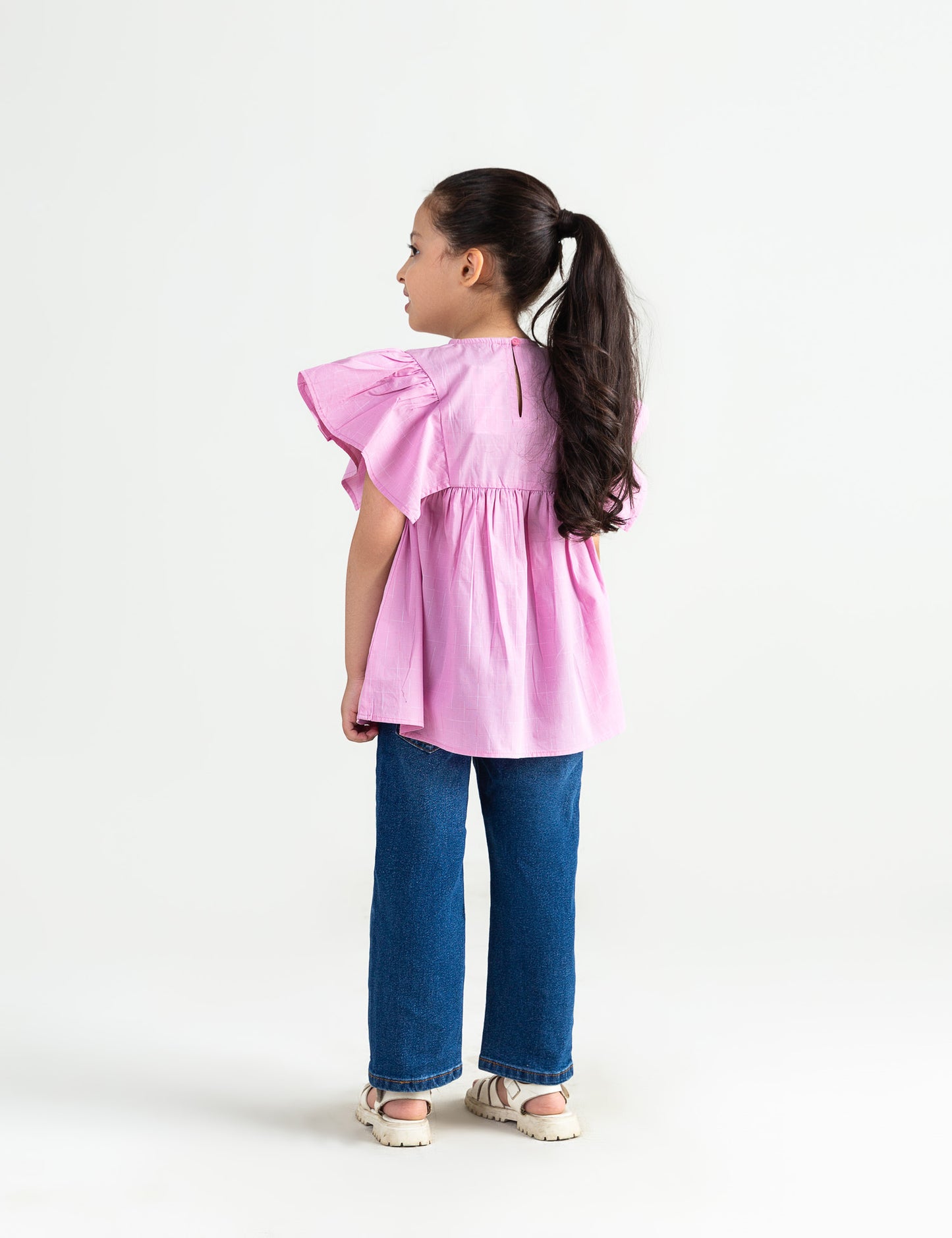 FLORAL EMBROIDERED TOP