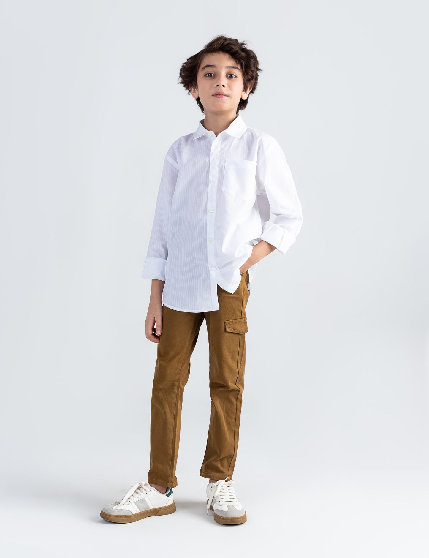 BASIC BUTTON DOWN SHIRT