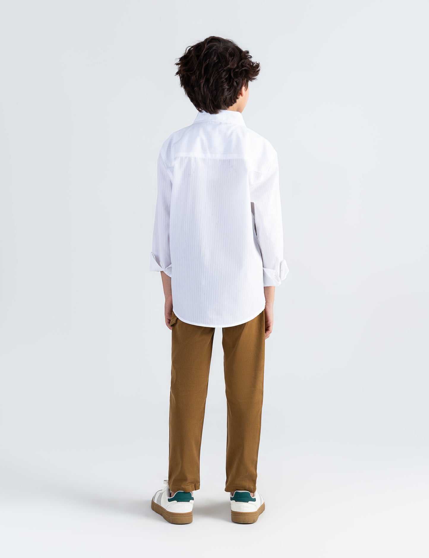 BASIC BUTTON DOWN SHIRT