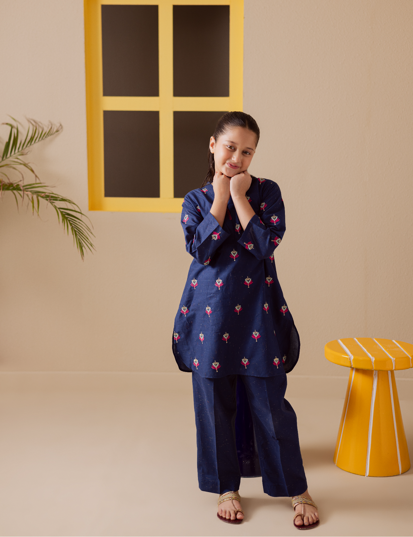 2 PIECE FLORAL EMBROIDERED SUIT