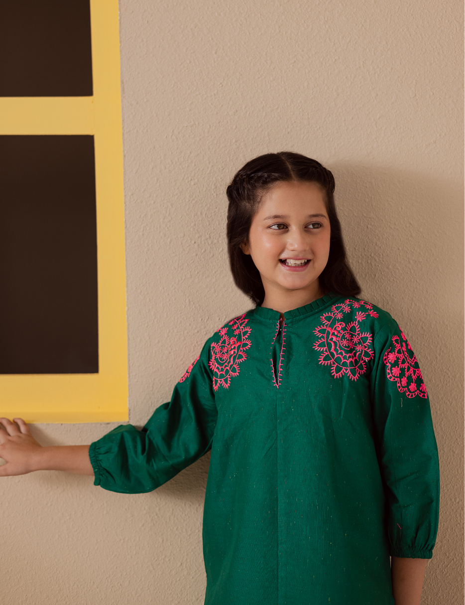 2 PIECE NEON EMBROIDERED SUIT