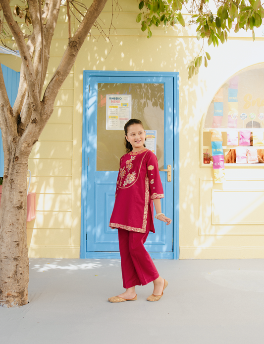 2 PIECE FLORAL EMBROIDERED SUIT