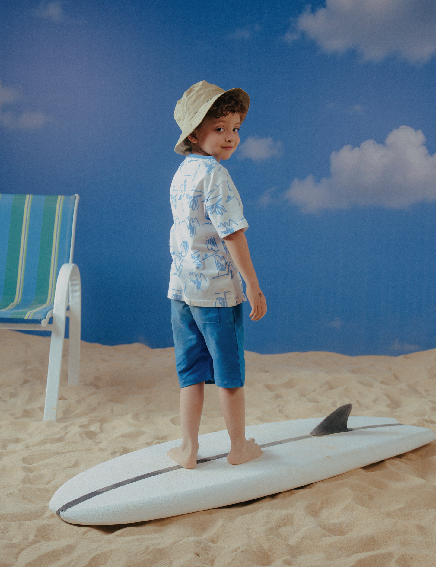 2-PIECE USE YOUR IMAGINATION PRINTED SUIT