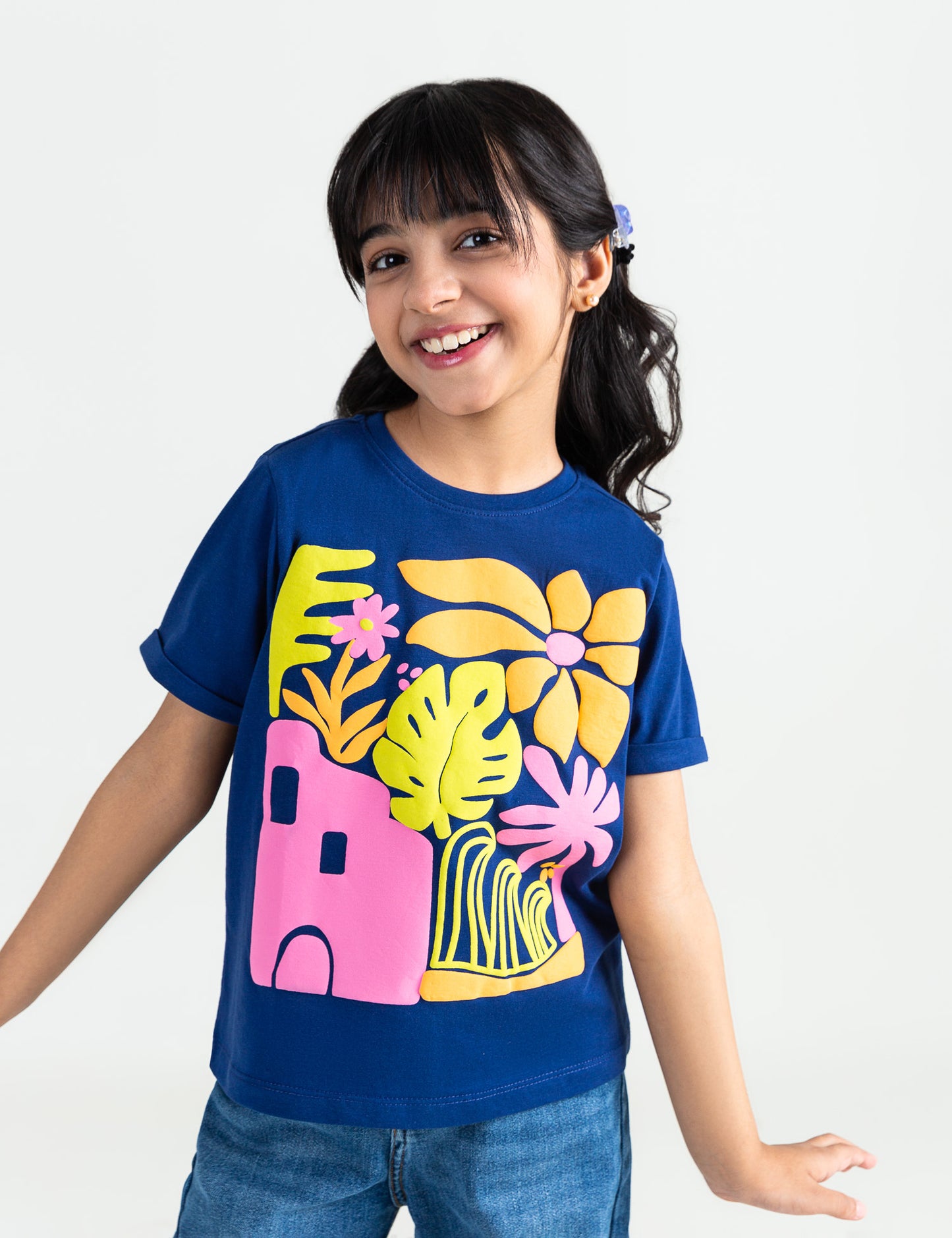 ABSTRACT FLOWERS GRAPHIC T-SHIRT