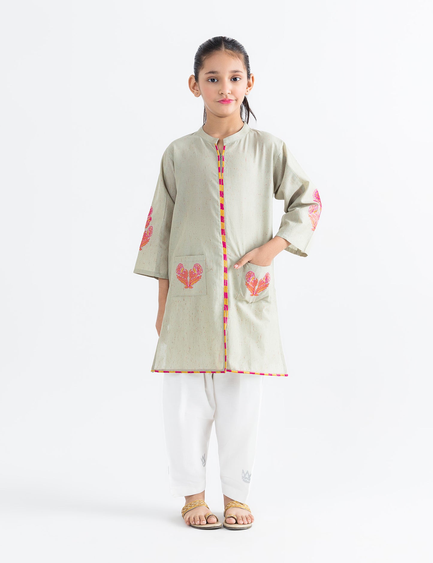 POCKET EMBROIDERED KURTI