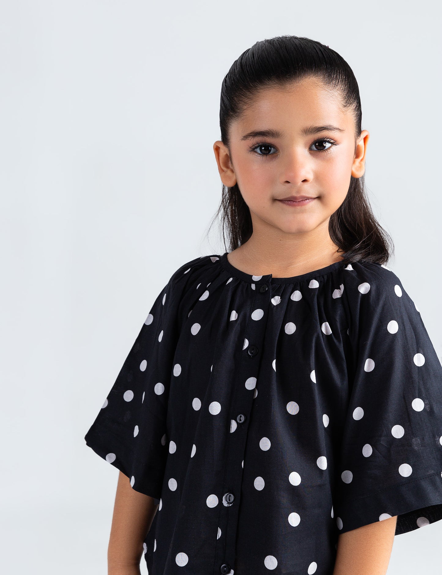 POLKA DOT PRINTED BUTTON DOWN TOP