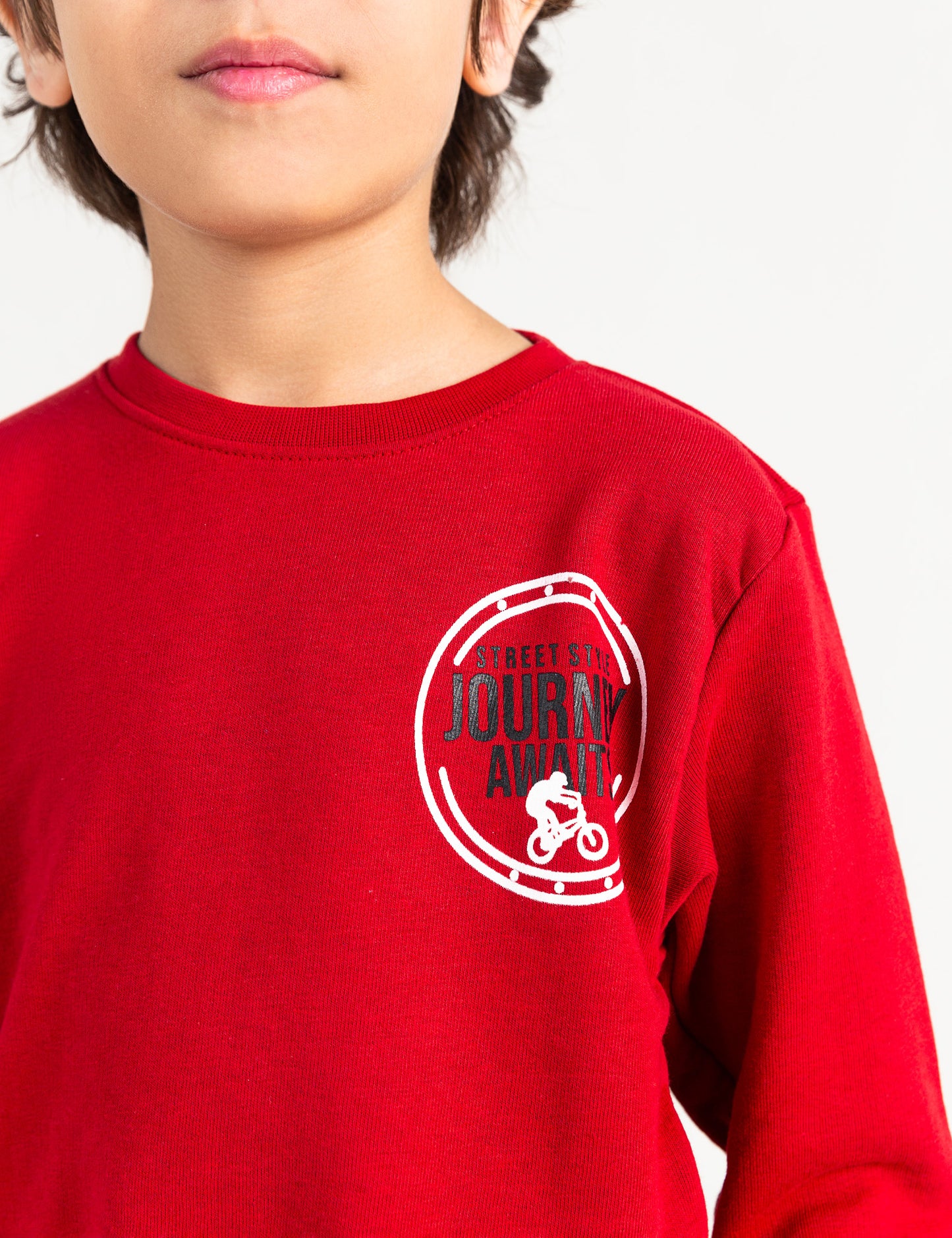 JOURNEY AWAITS PRINTED SWEATSHIRT