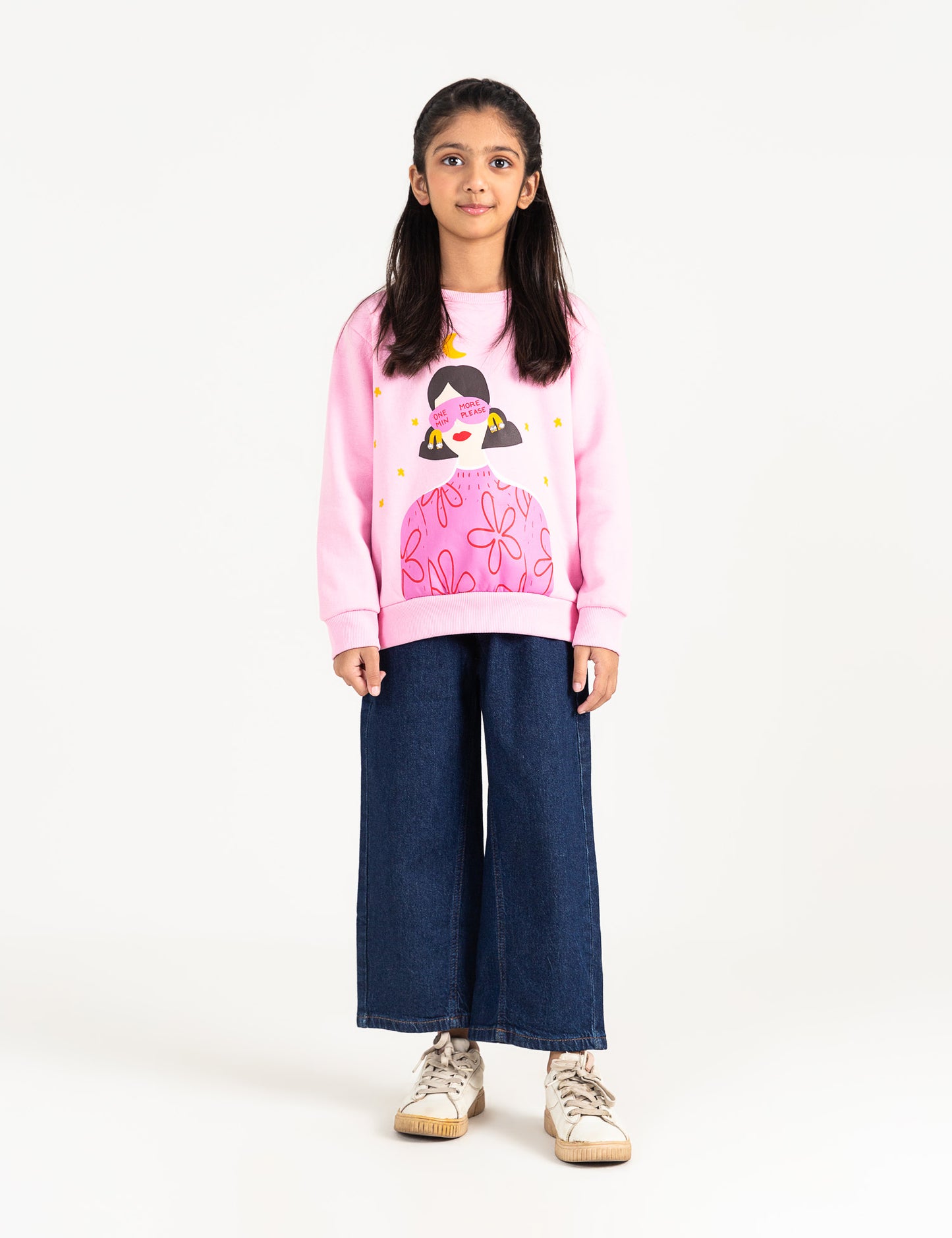 ONE MORE MIN PLEASE GRAPHIC SWEATSHIRT