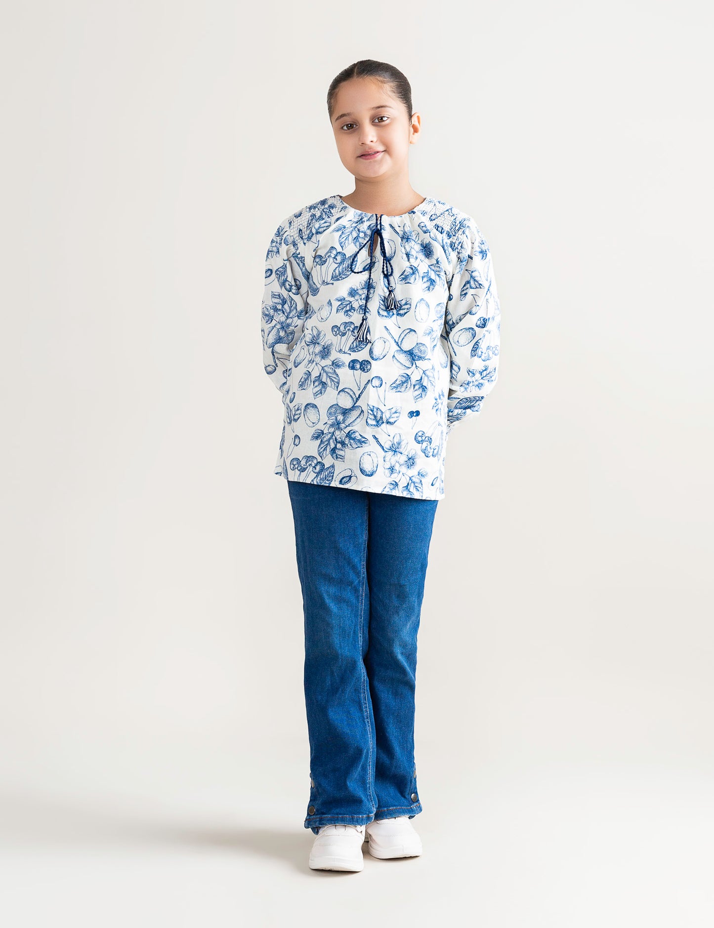 FLORAL PRINTED SMOCKED TOP