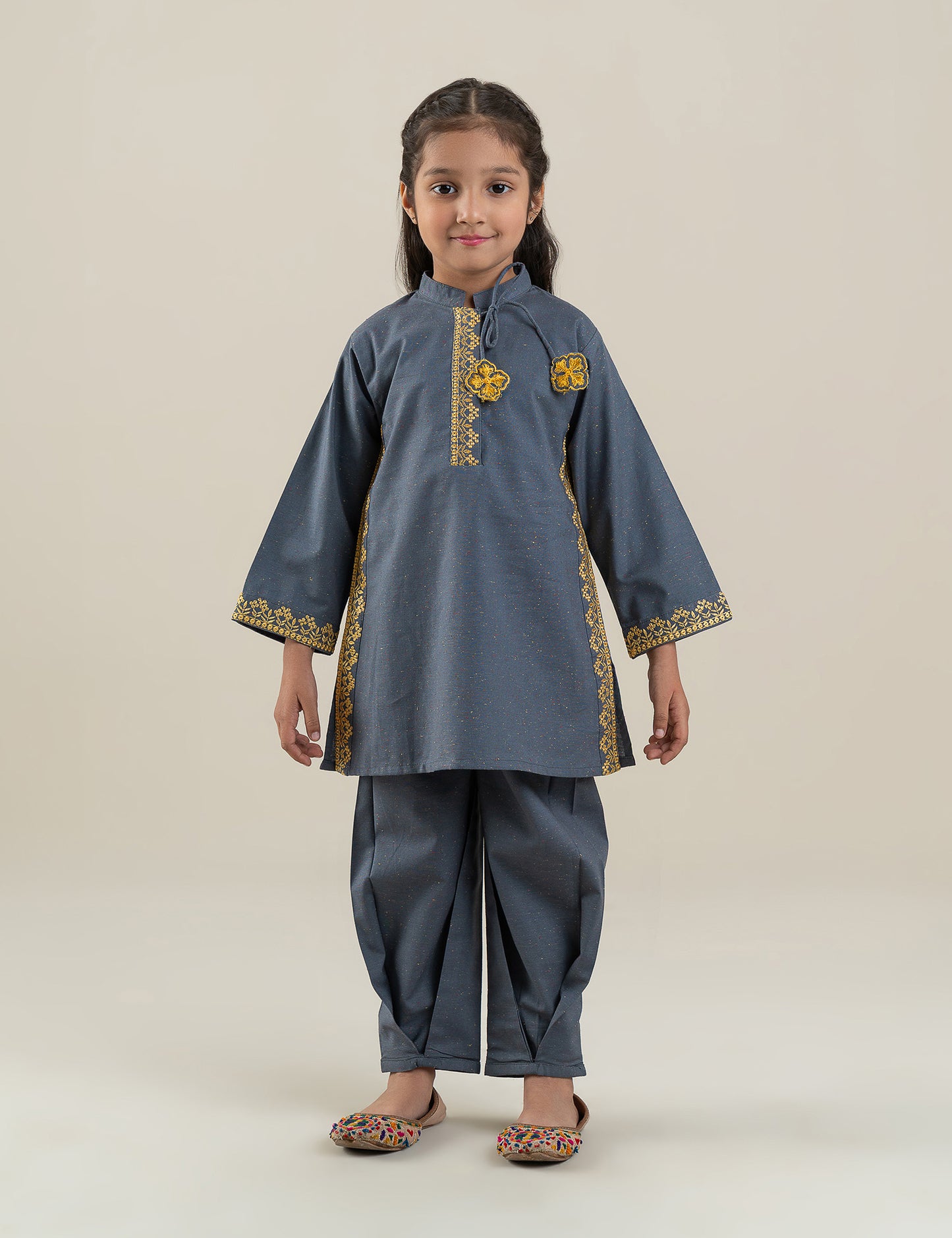 2 PIECE CONTRAST EMBROIDERED SUIT