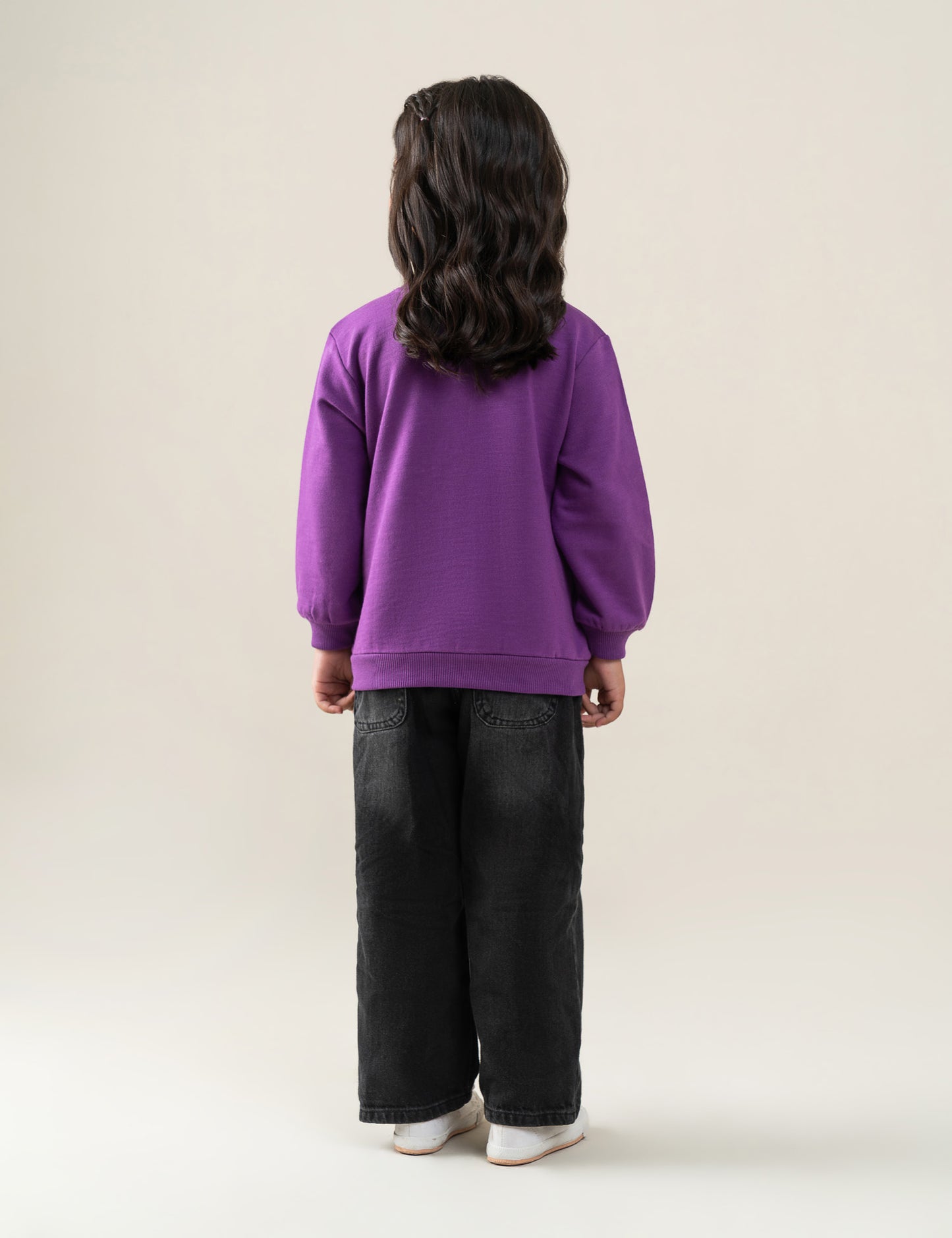 BUTTERFLY FLORAL GRAPHIC SWEATSHIRT