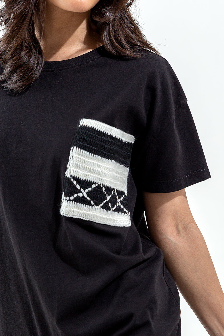 BLACK HANDCRAFTED TEE