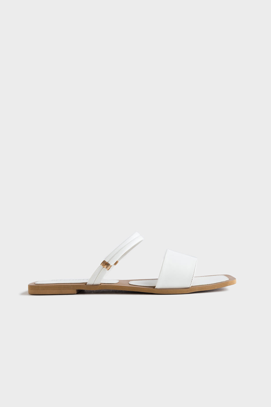 FOOTWEAR
