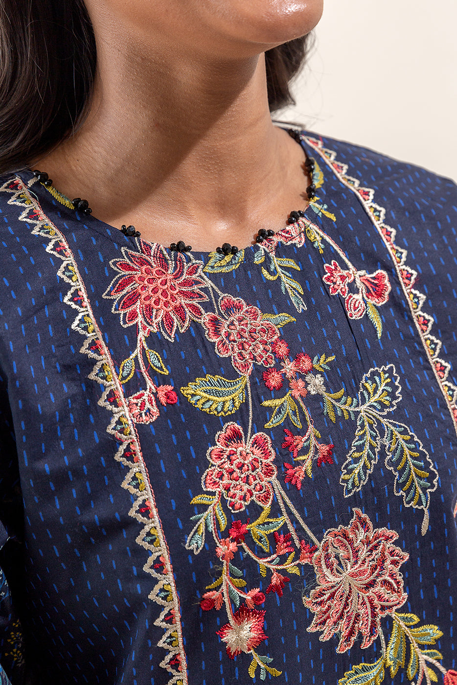 3 PIECE EMBROIDERED LAWN SUIT-INDIGO GLAZE (UNSTITCHED)