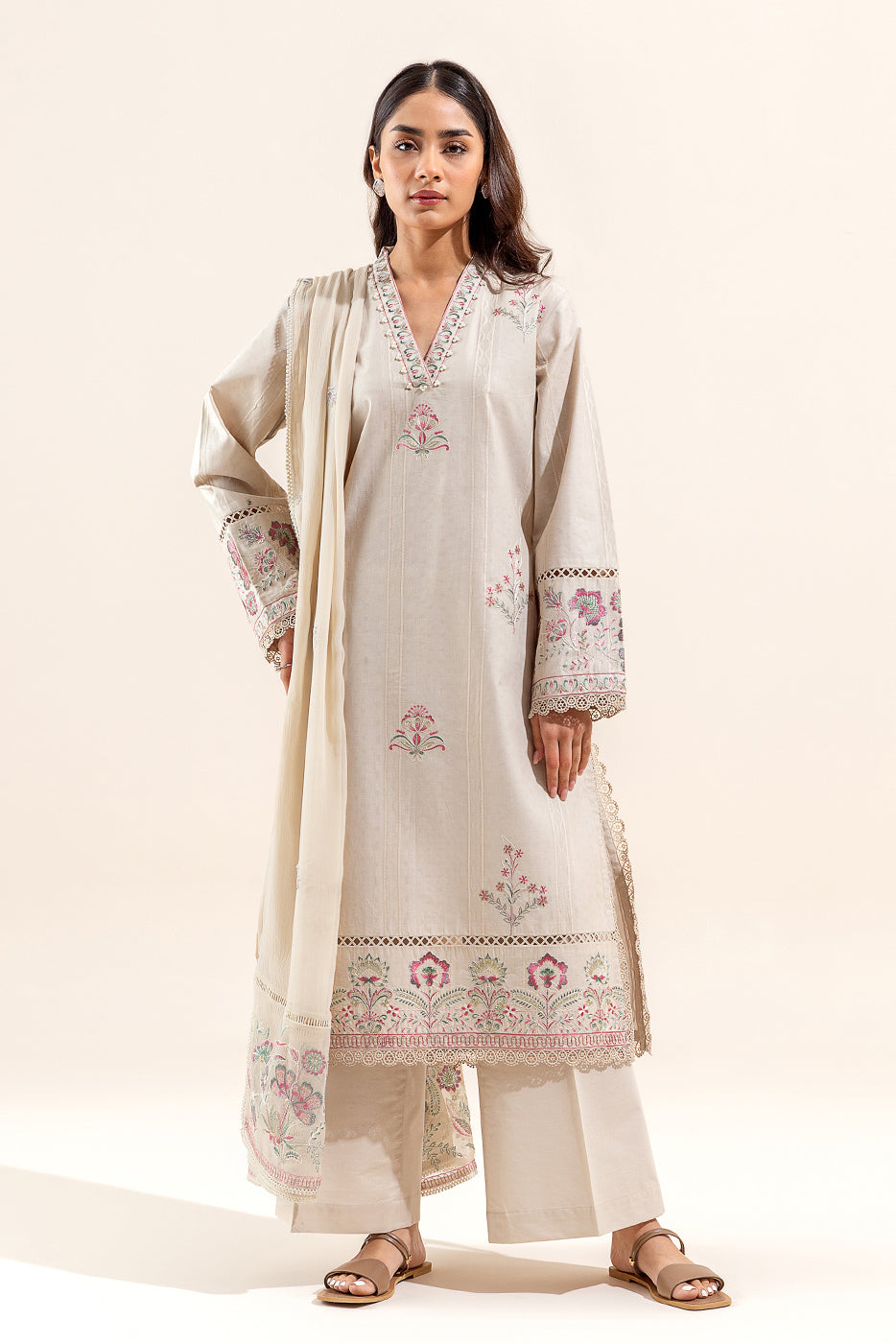3 PIECE EMBROIDERED TEXTURED LAWN SUIT (UNSTITCHED)