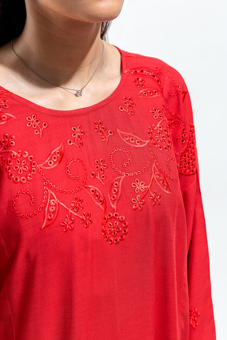 2 PIECE EMBROIDERED VISCOSE SUIT (PRET)