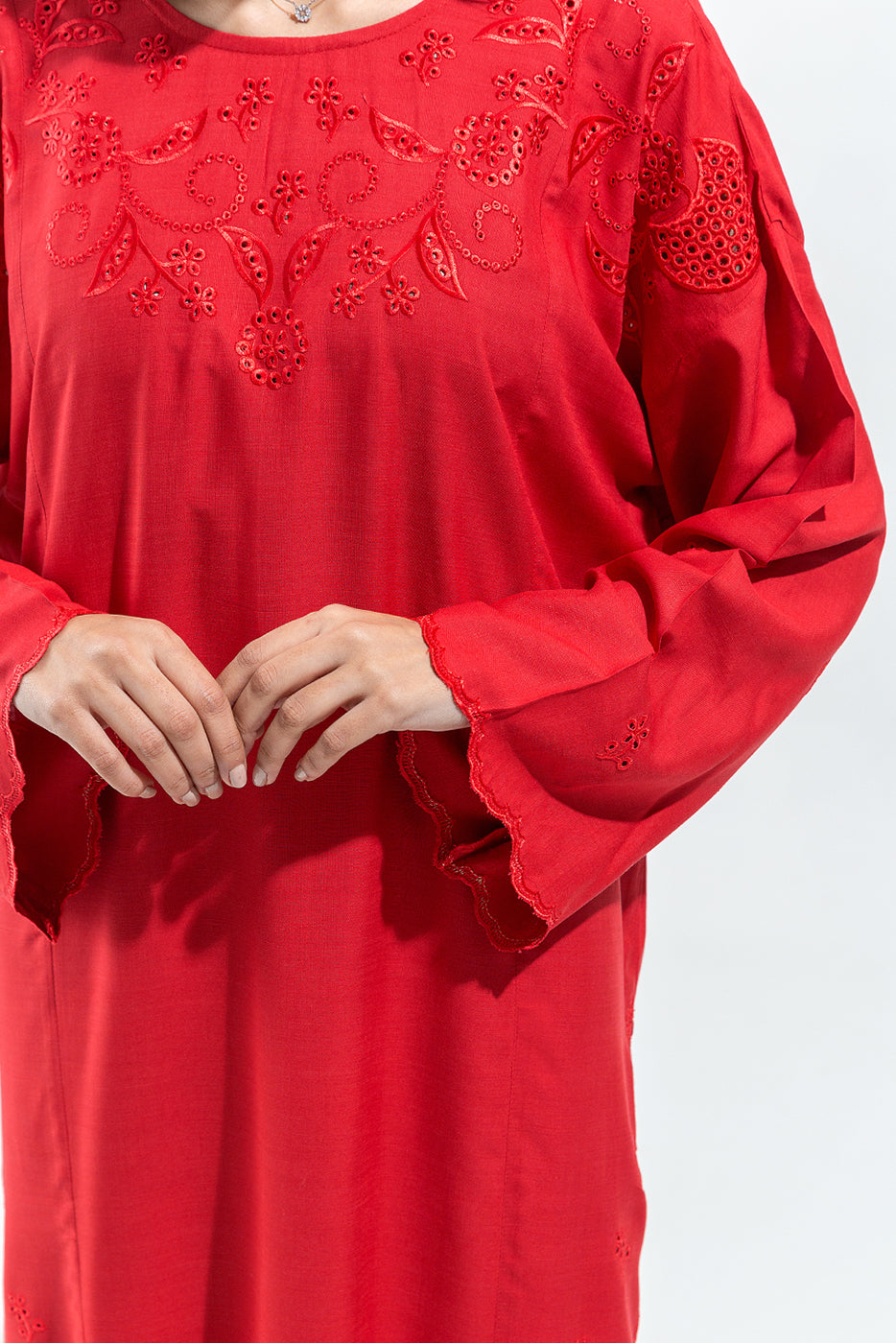 2 PIECE EMBROIDERED VISCOSE SUIT (PRET)