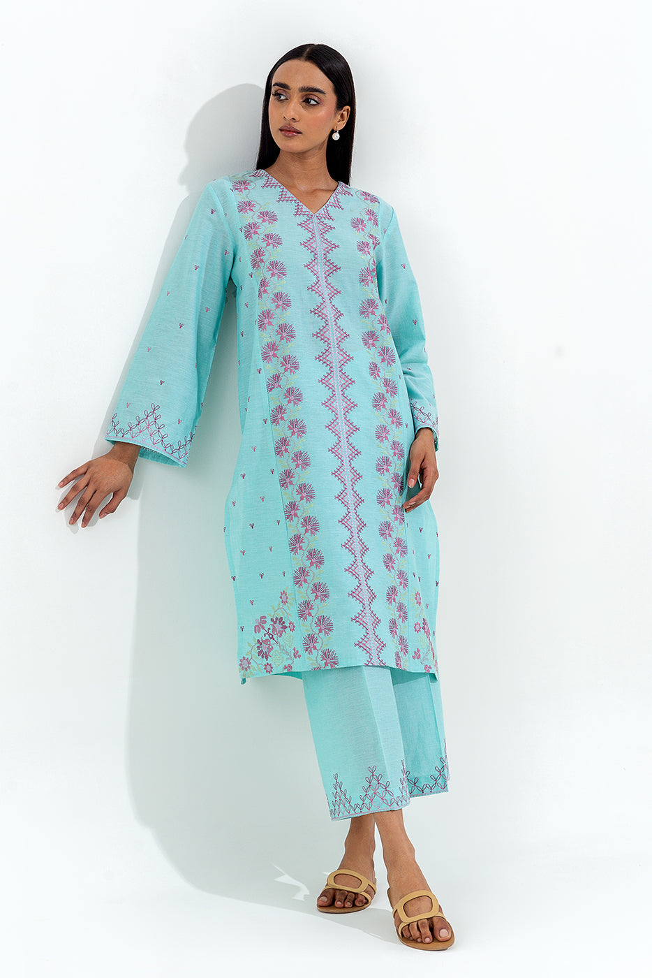 2 PIECE EMBROIDERED CHAMBREY SUIT (PRET) - BEECHTREE