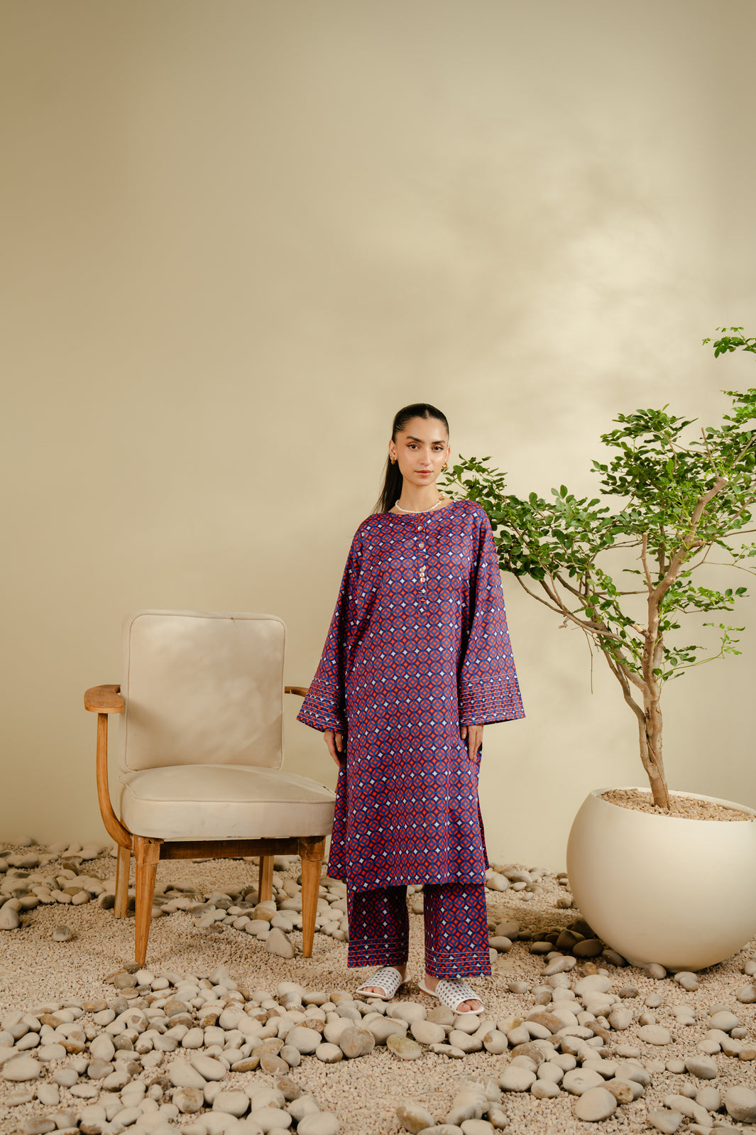 2 PIECE PRINTED PREMIUM LAWN SUIT (PRET)