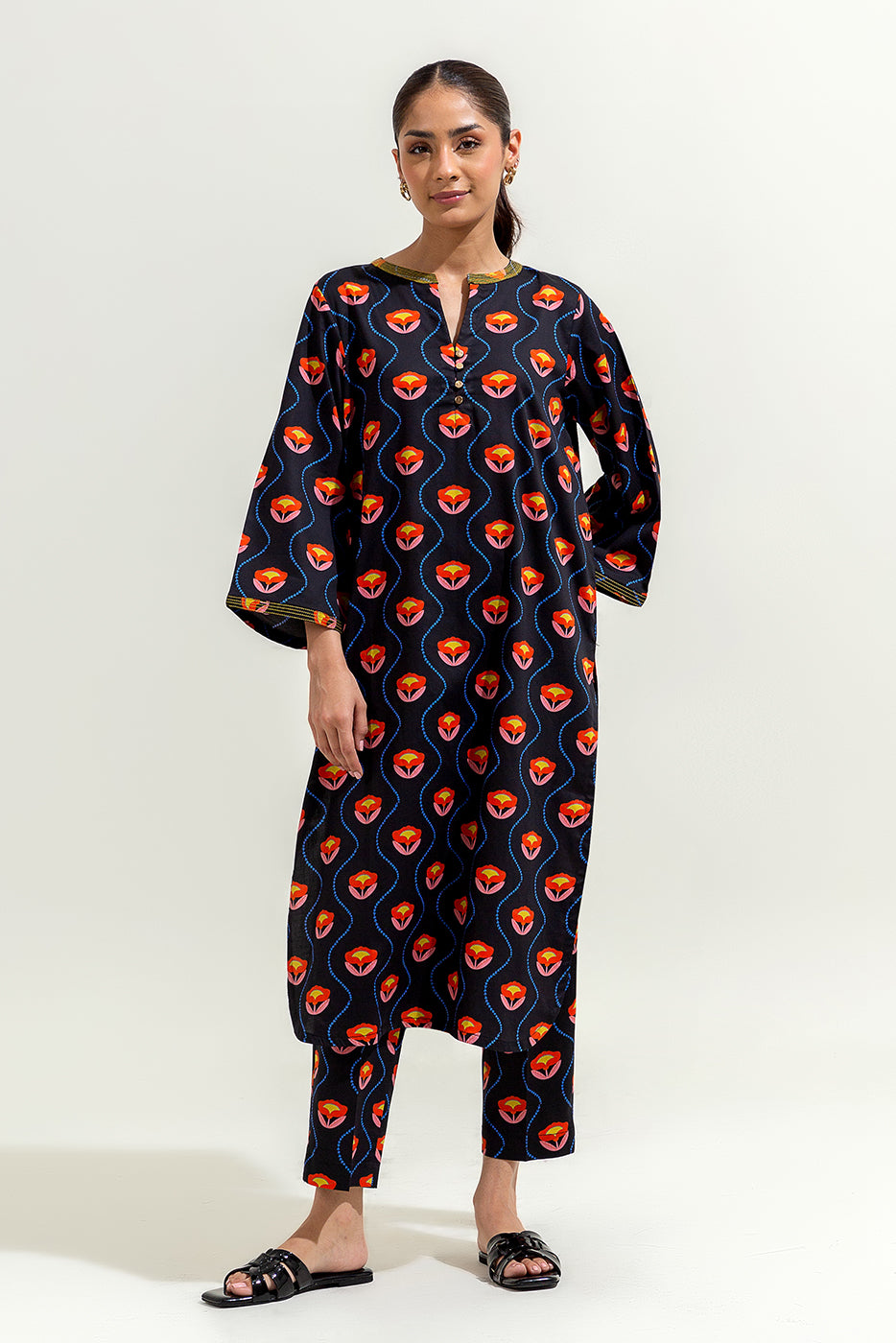 2 PIECE PRINTED PREMIUM LAWN SUIT (PRET)