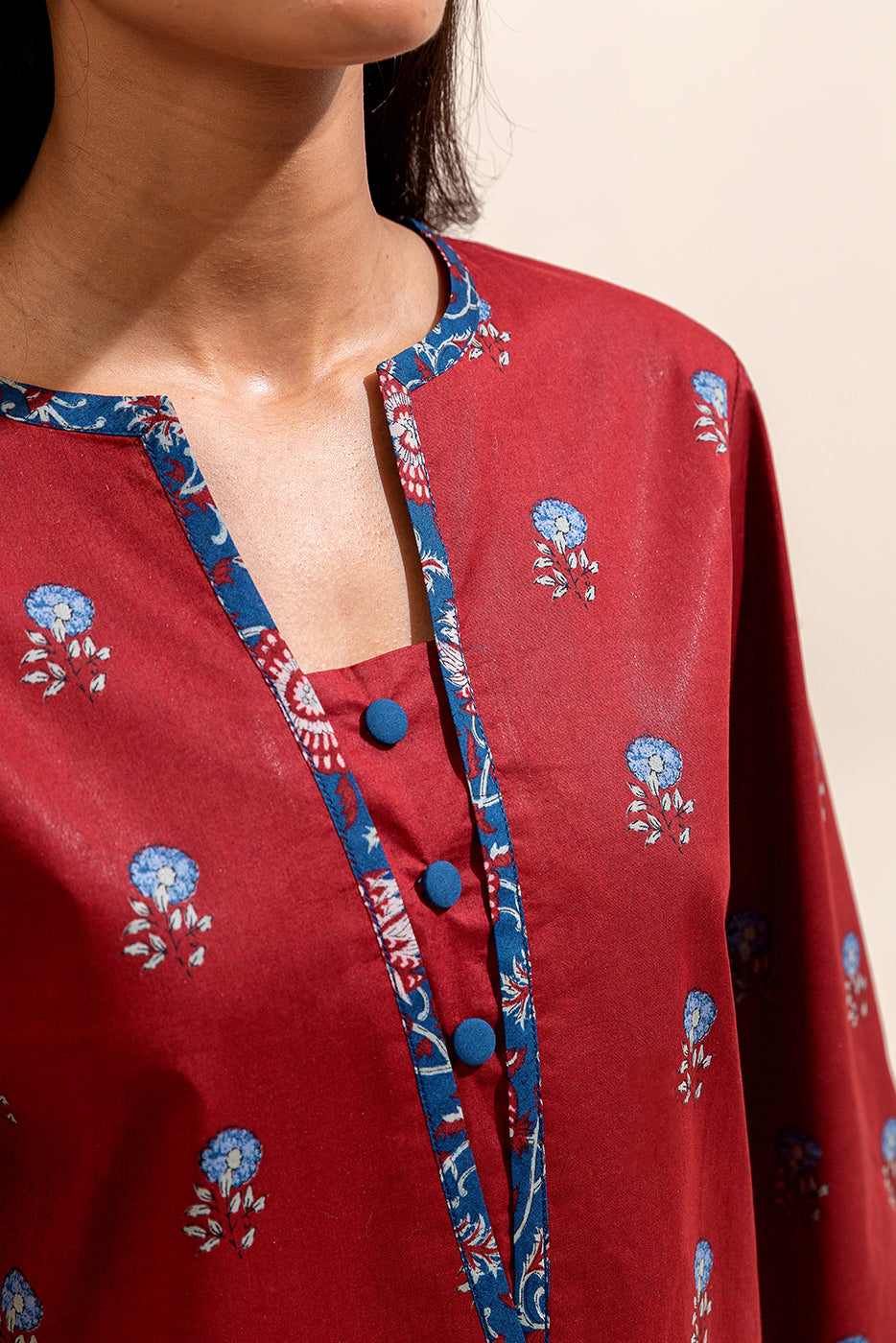 2 PIECE PRINTED LAWN SUIT-RED REGALE (UNSTITCHED)