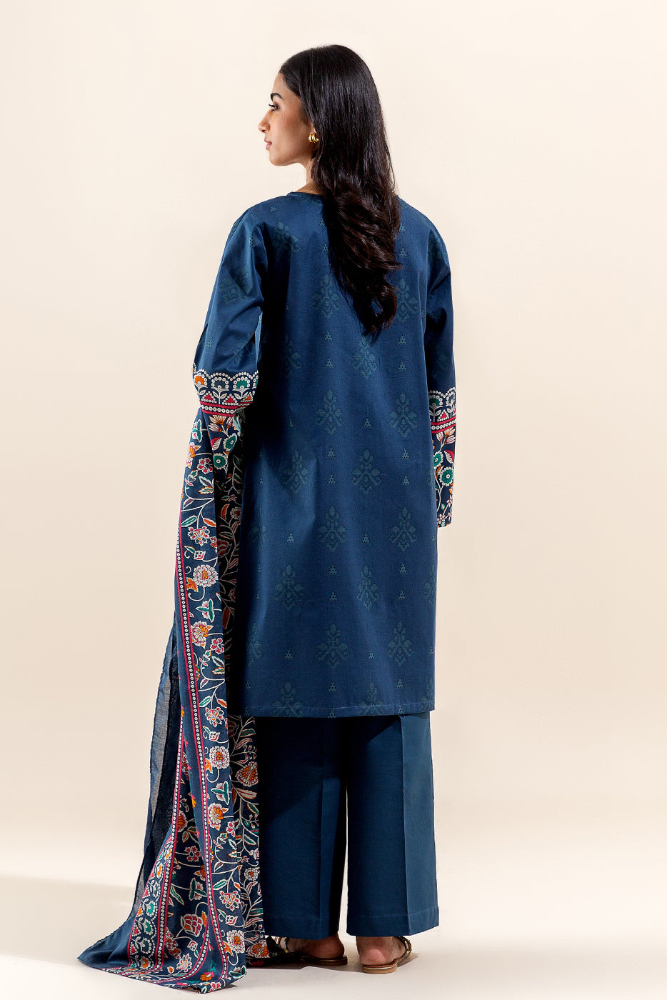 3 PIECE EMBROIDERED LAWN SUIT-DENIM BLOOM (UNSTITCHED)
