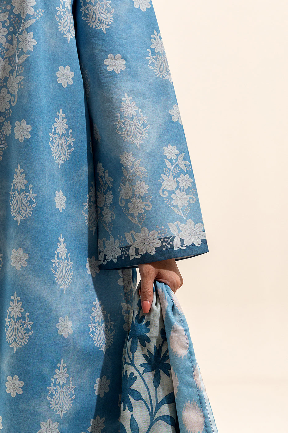 3 PIECE PRINTED LAWN SUIT-CLOUDY BLOOM (UNSTITCHED)