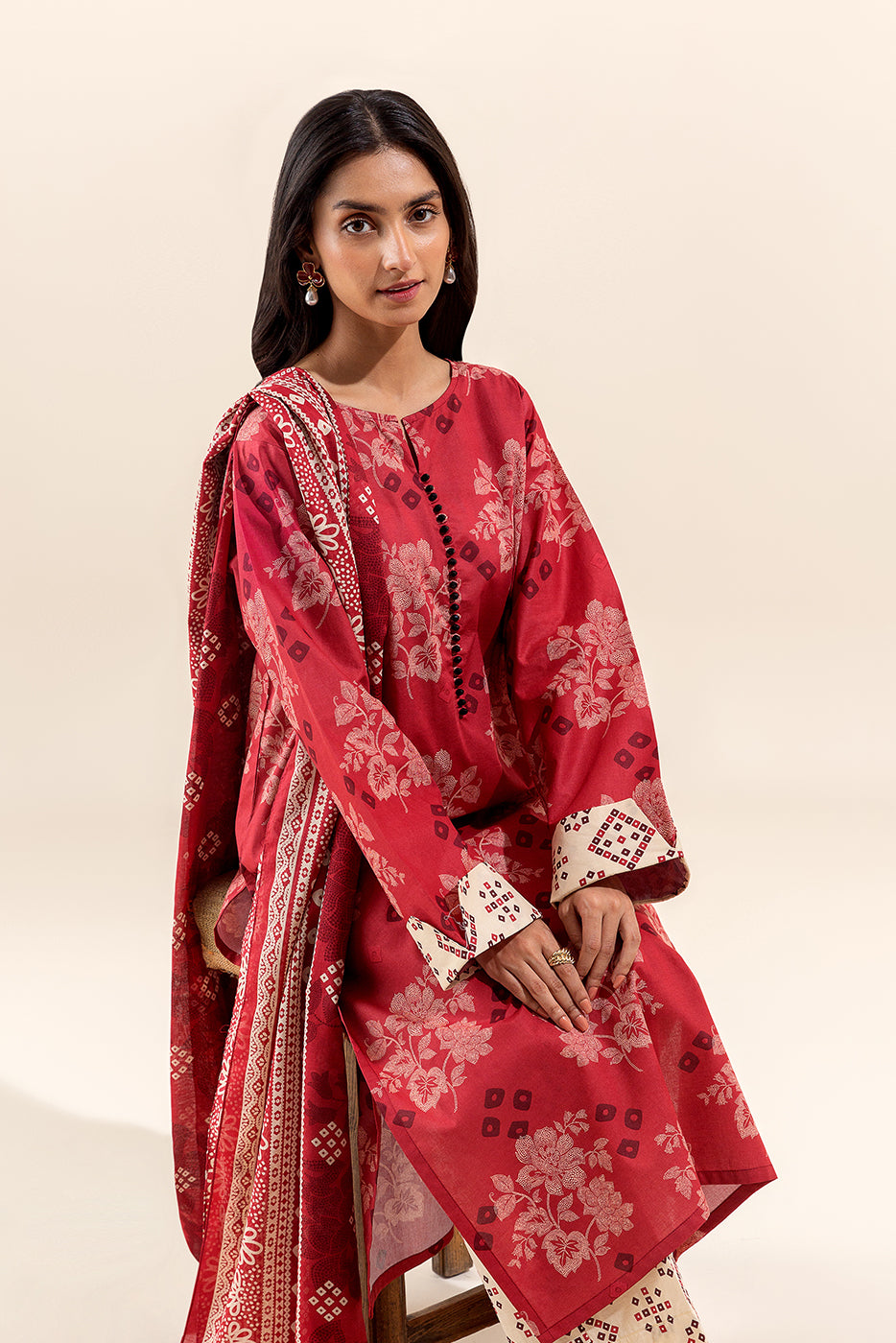 3 PIECE PRINTED LAWN SUIT-RED WOOD (UNSTITCHED)