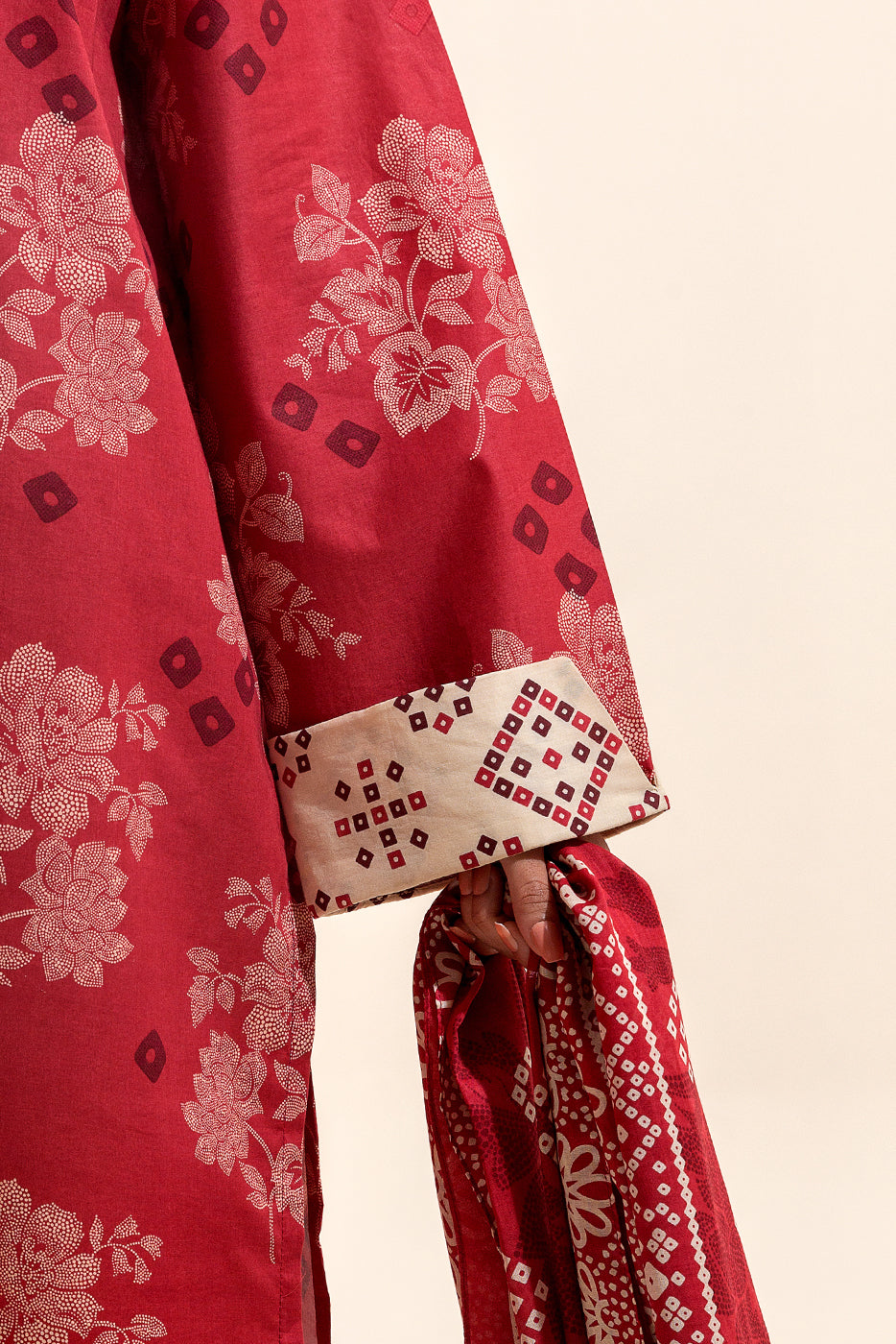 3 PIECE PRINTED LAWN SUIT-RED WOOD (UNSTITCHED)