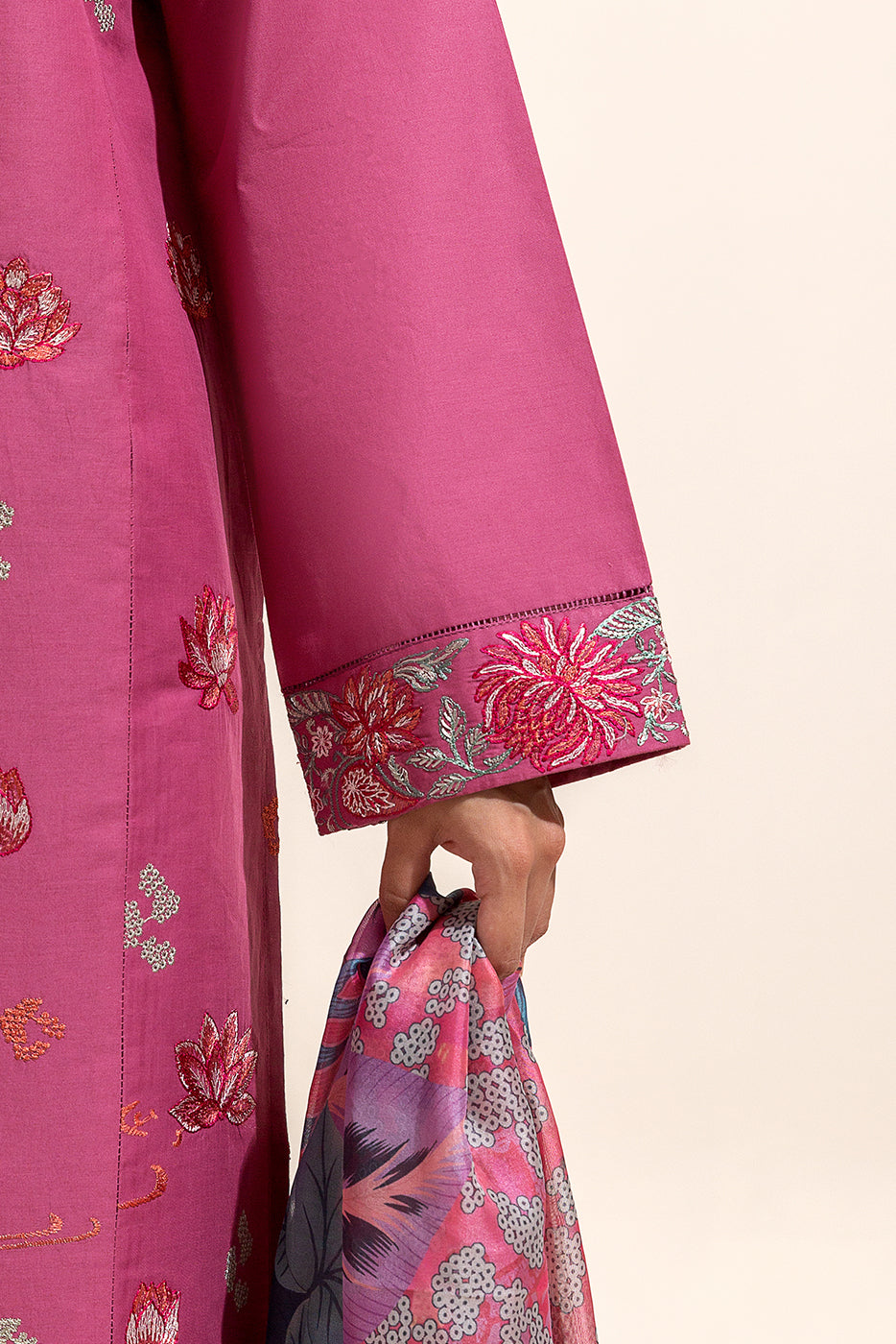 3 PIECE EMBROIDERED LAWN SUIT-LOTUS BLUSH (UNSTITCHED)