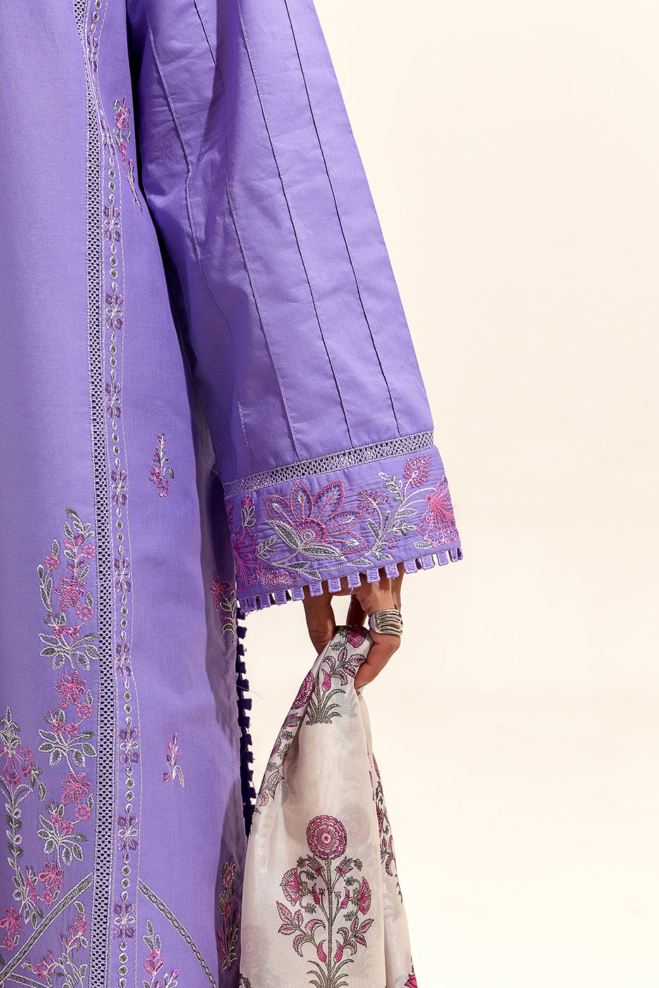 3 PIECE EMBROIDERED LAWN SUIT-ROSEATE MUSE (UNSTITCHED)