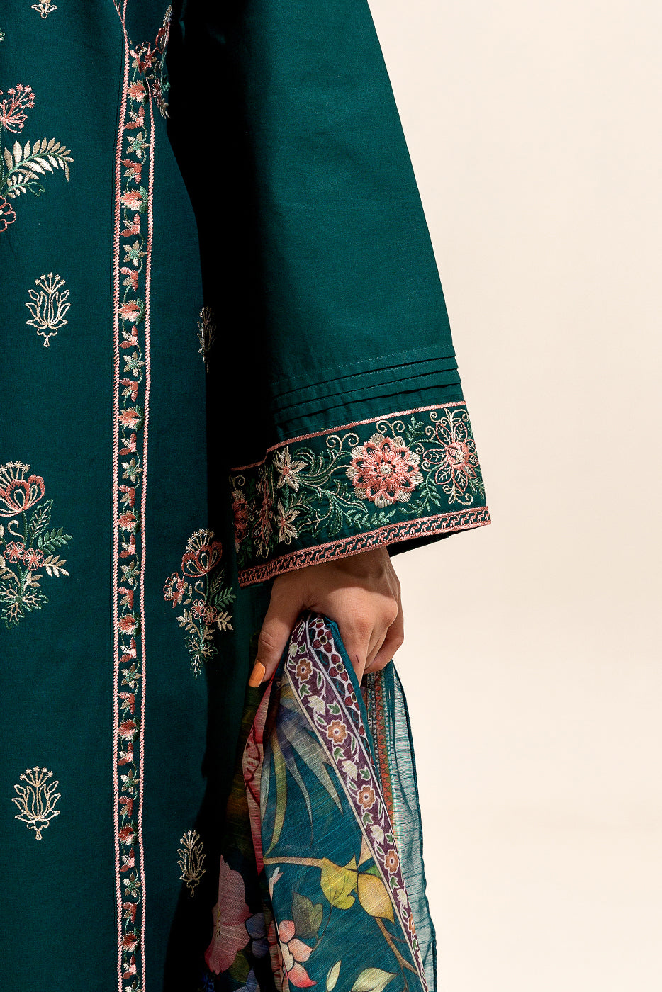 3 PIECE EMBROIDERED LAWN SUIT-OPULENT RUST (UNSTITCHED)