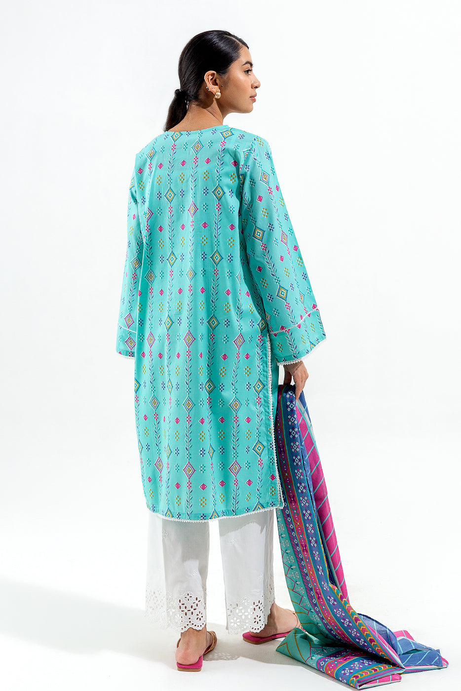 2 PIECE EMBROIDERED LAWN SUIT (PRET)