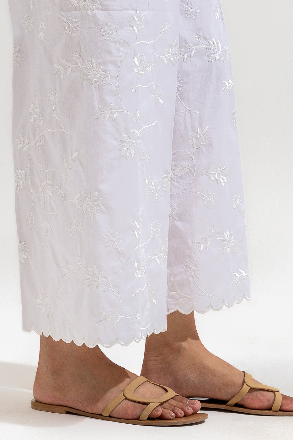 EMBROIDERED CULOTTE PANTS