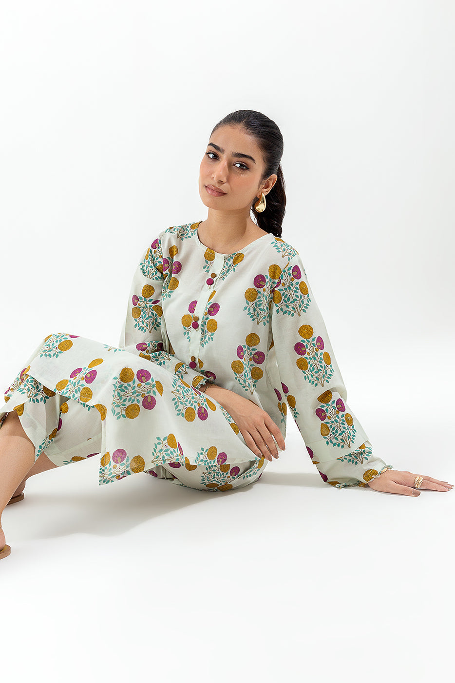 2 PIECE PRINTED LAWN SUIT (PRET)