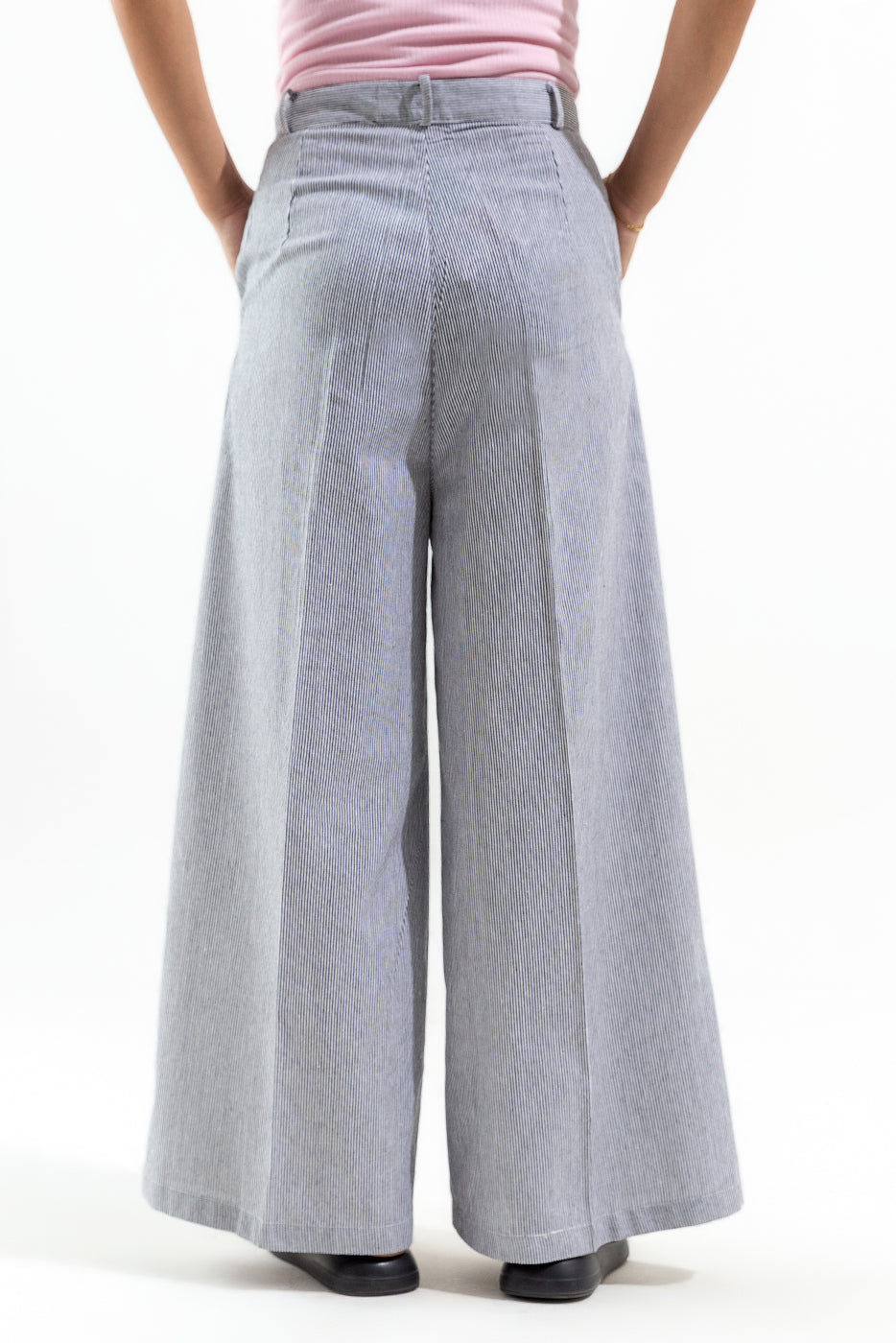 STRIPED WIDE LEG TROUSER