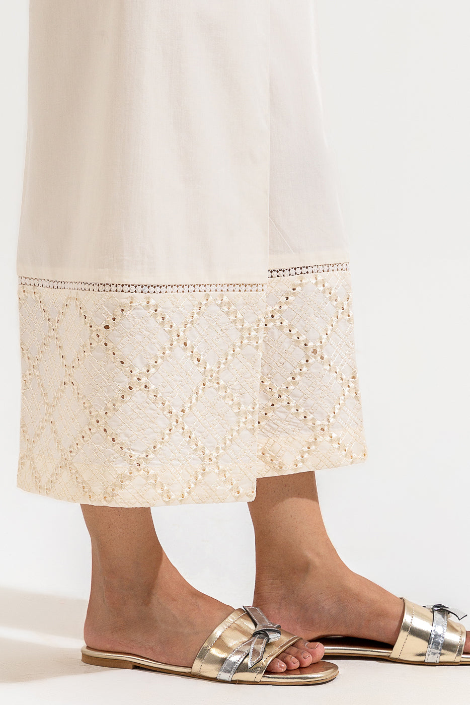 EMBROIDERED CULOTTE PANTS