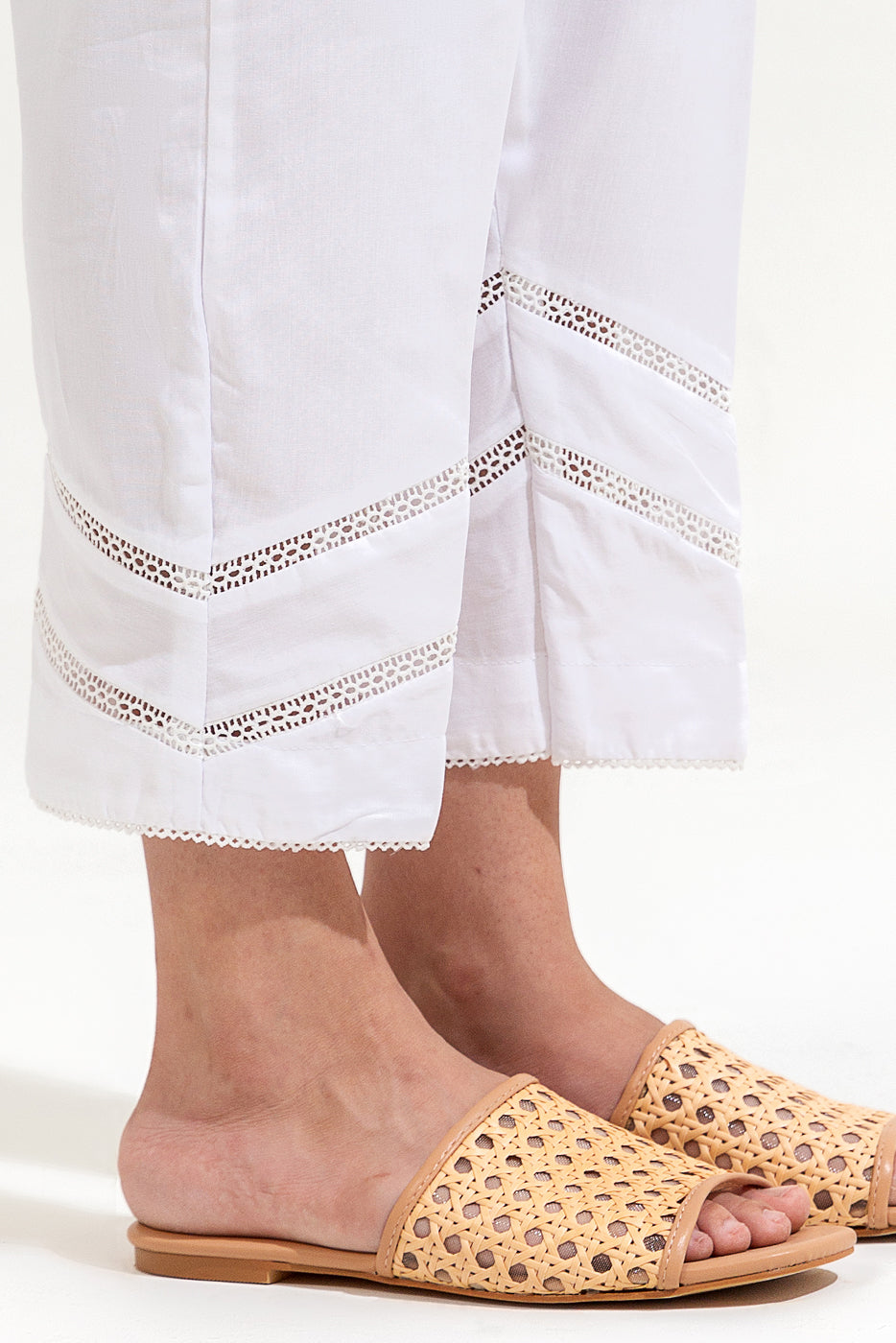 BASIC STRAIGHT PANTS