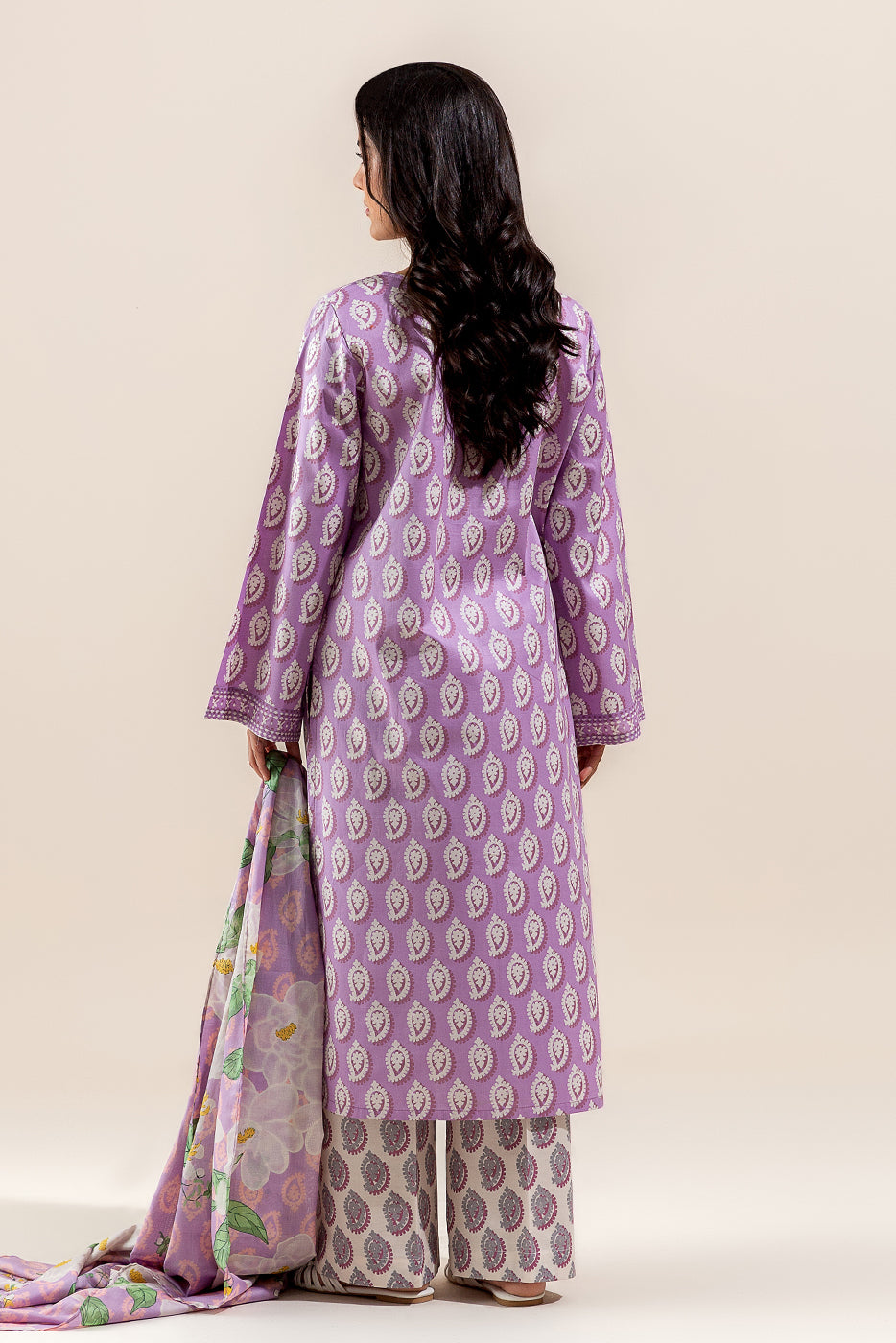 3 PIECE PRINTED LAWN SUIT-LAVENDER BLISS (UNSTITCHED)