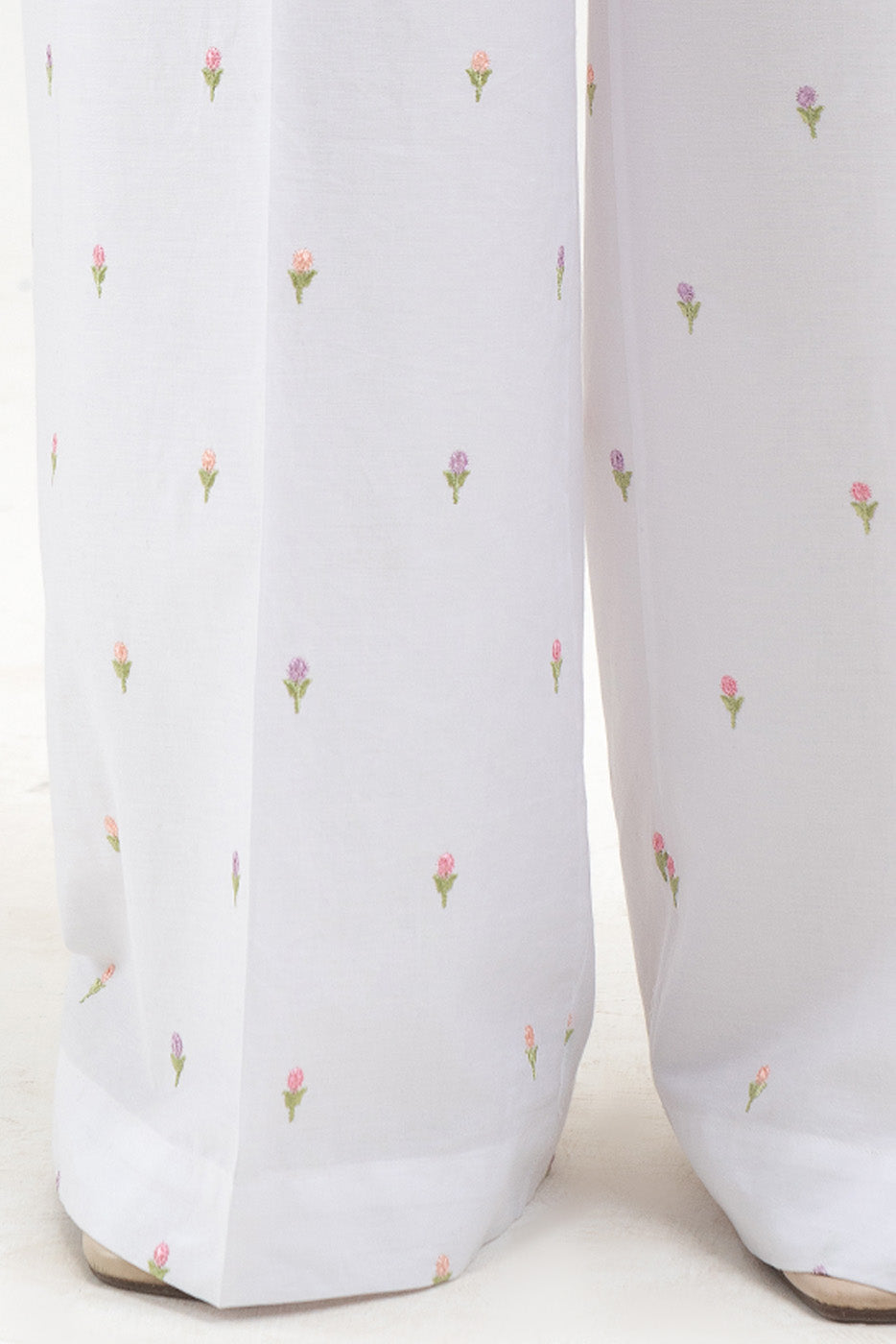 EMBROIDERED SLACK PANTS