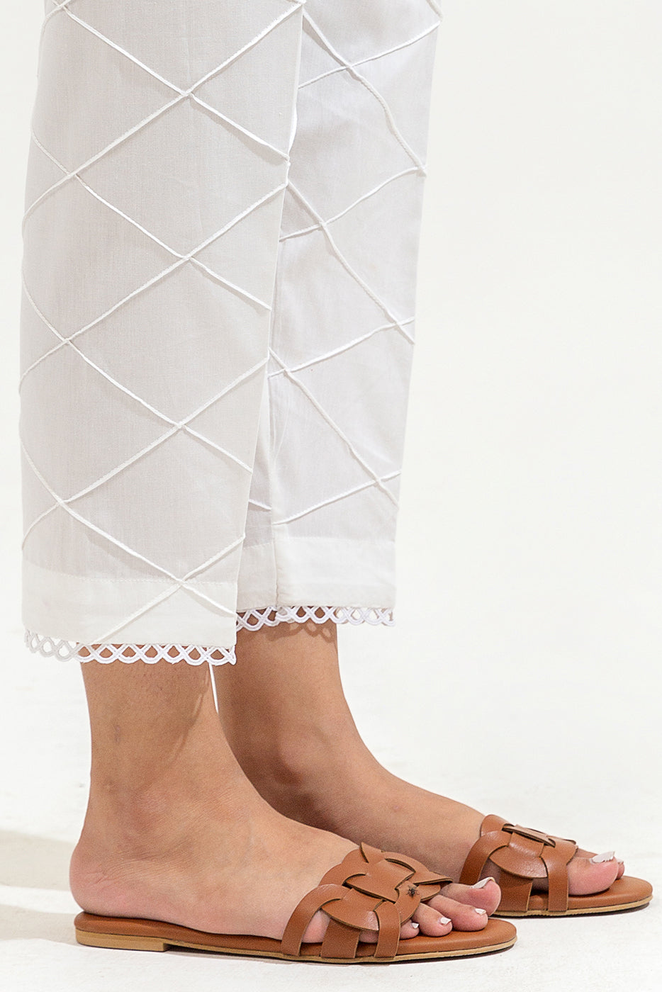 BASIC STRAIGHT PANTS