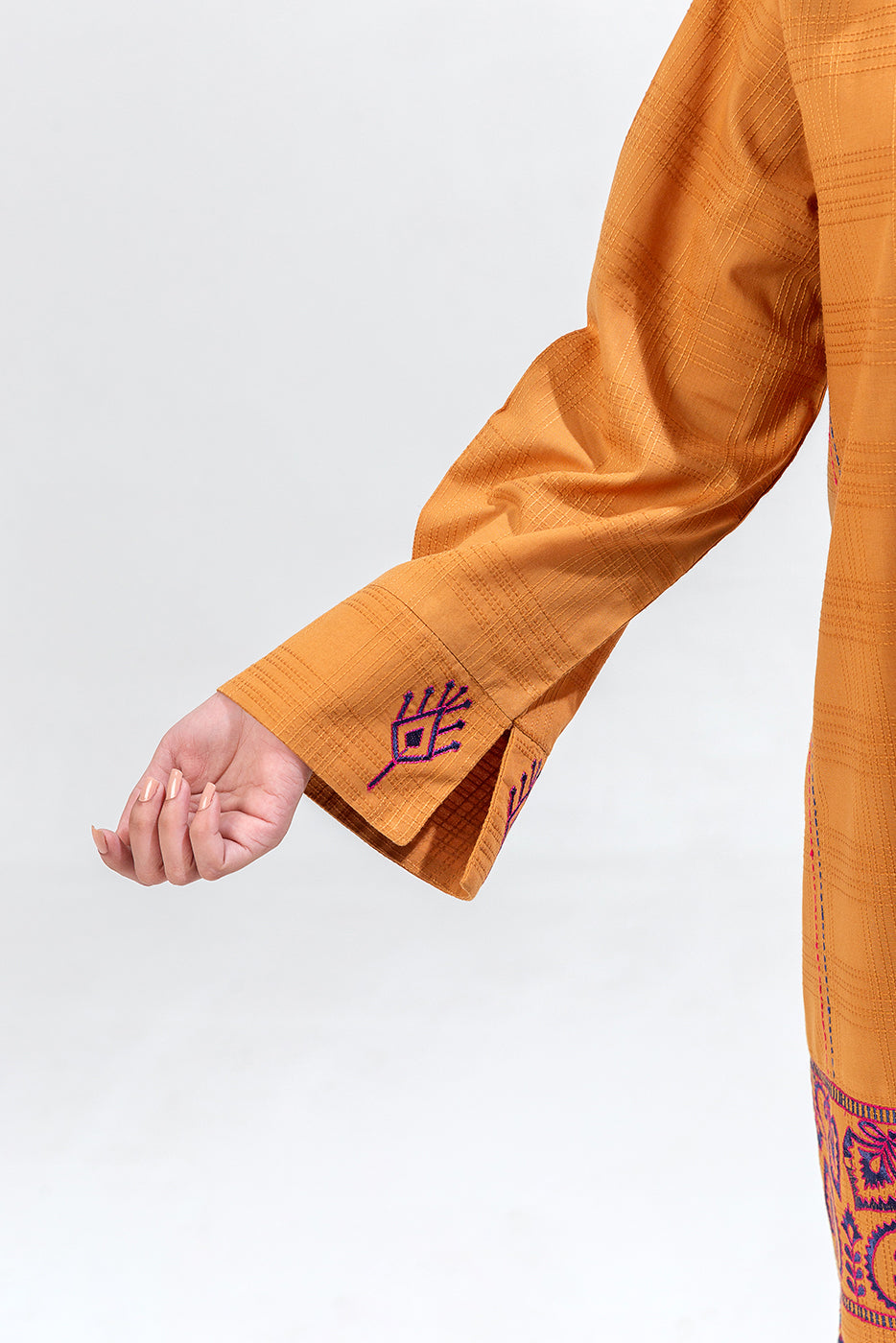 2 PIECE EMBROIDERED JACQUARD SUIT (PRET)