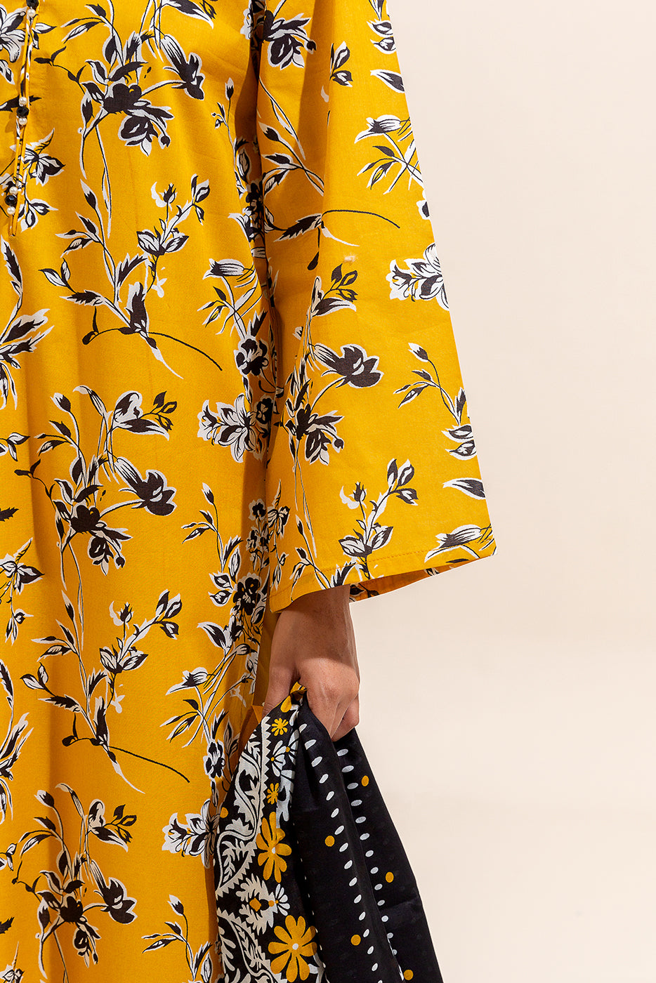 3 PIECE PRINTED LAWN SUIT-SUNBEAM (UNSTITCHED)