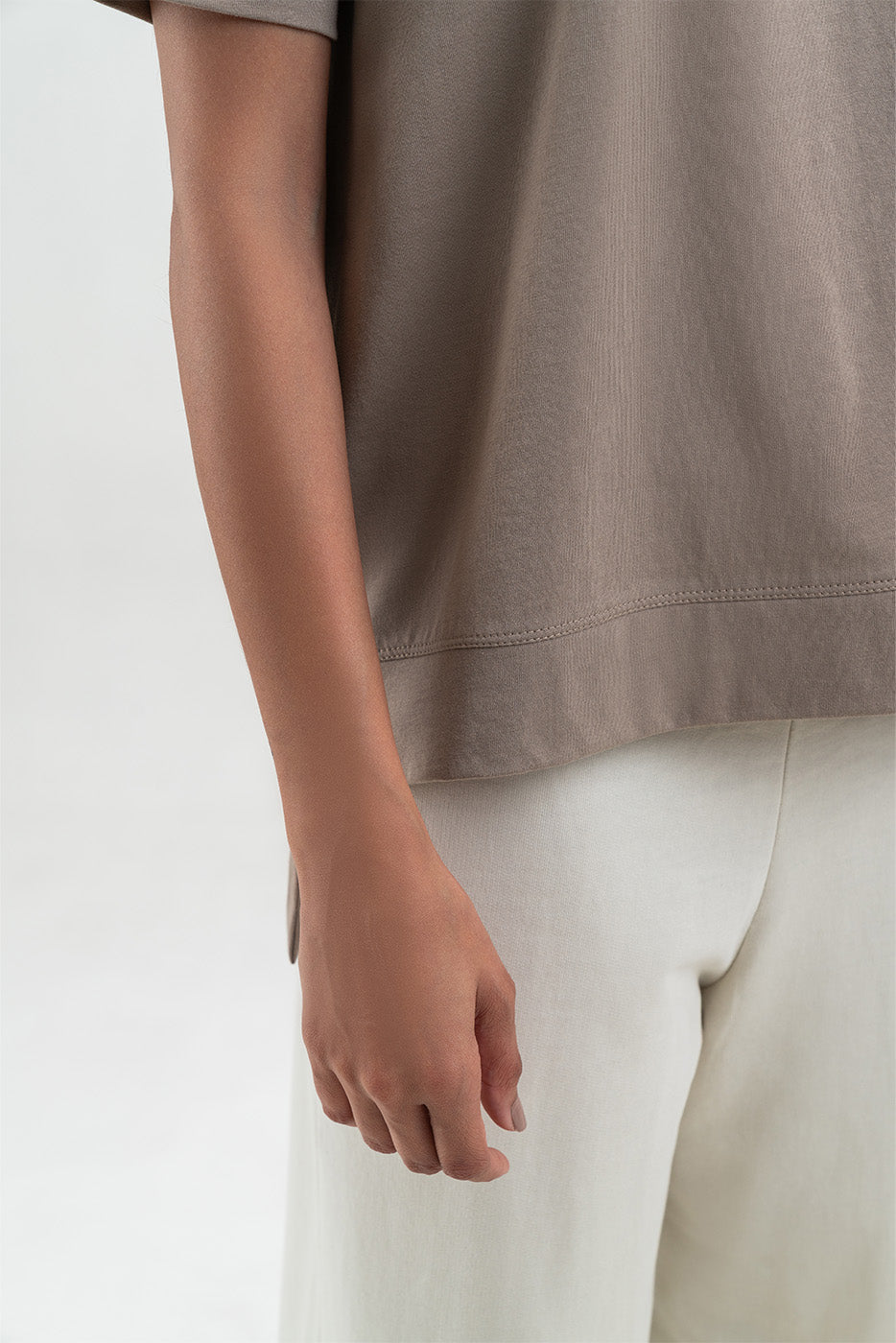 REGULAR FIT T-SHIRT