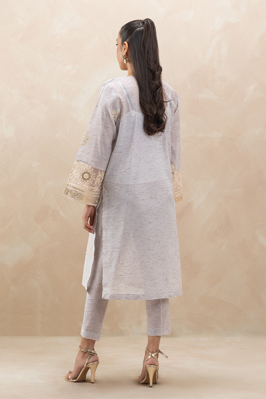 2 PIECE EMBROIDERED MULTI NEPS SUIT (LUXURY-PRET)
