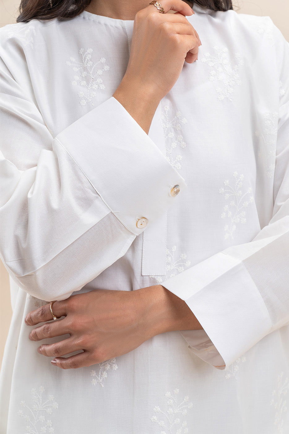 2 PIECE EMBROIDERED LAWN SUIT (PRET)